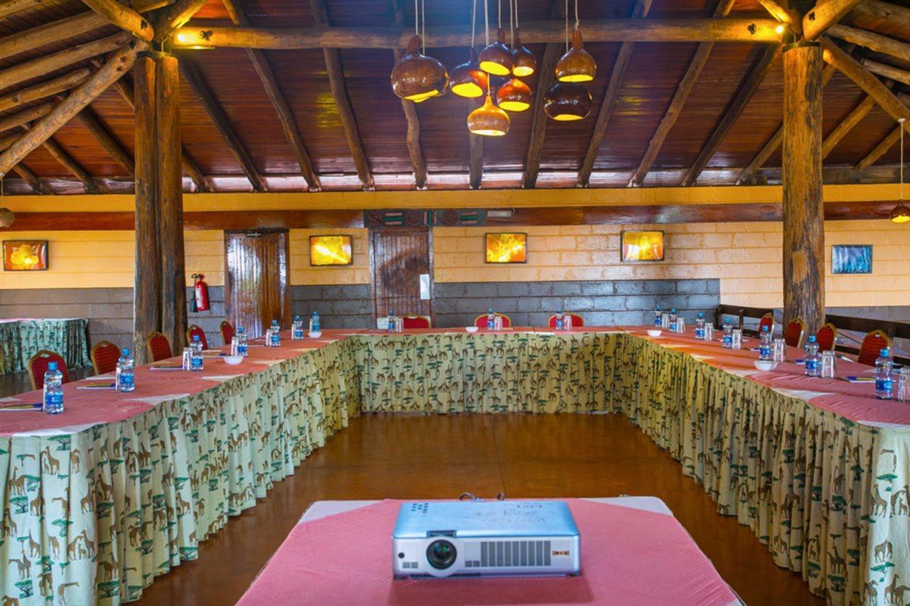 Voi Safari Lodge Bagian luar foto