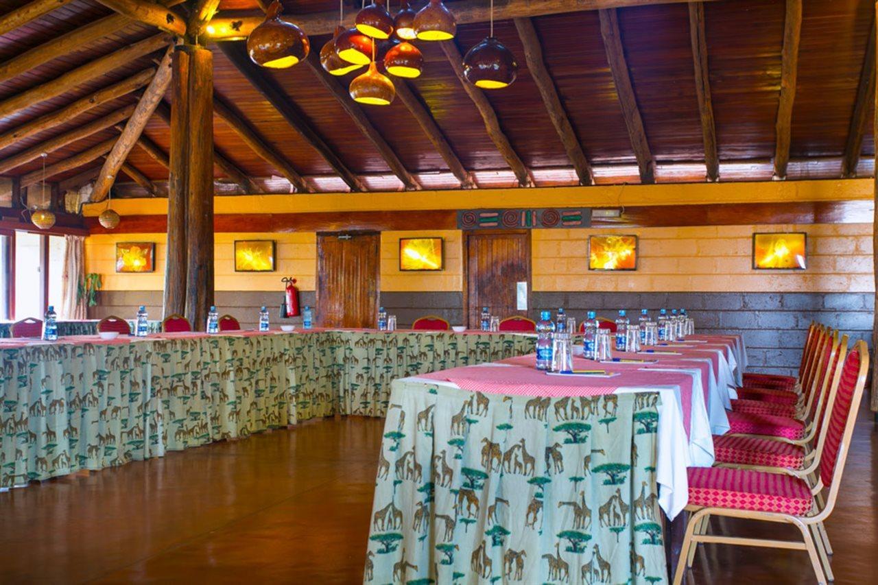 Voi Safari Lodge Bagian luar foto