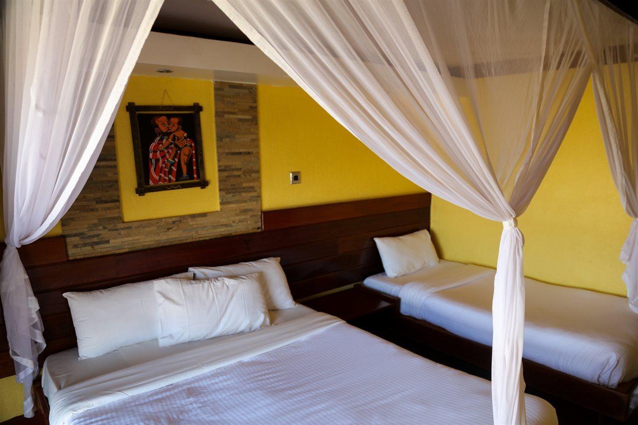 Voi Safari Lodge Bagian luar foto