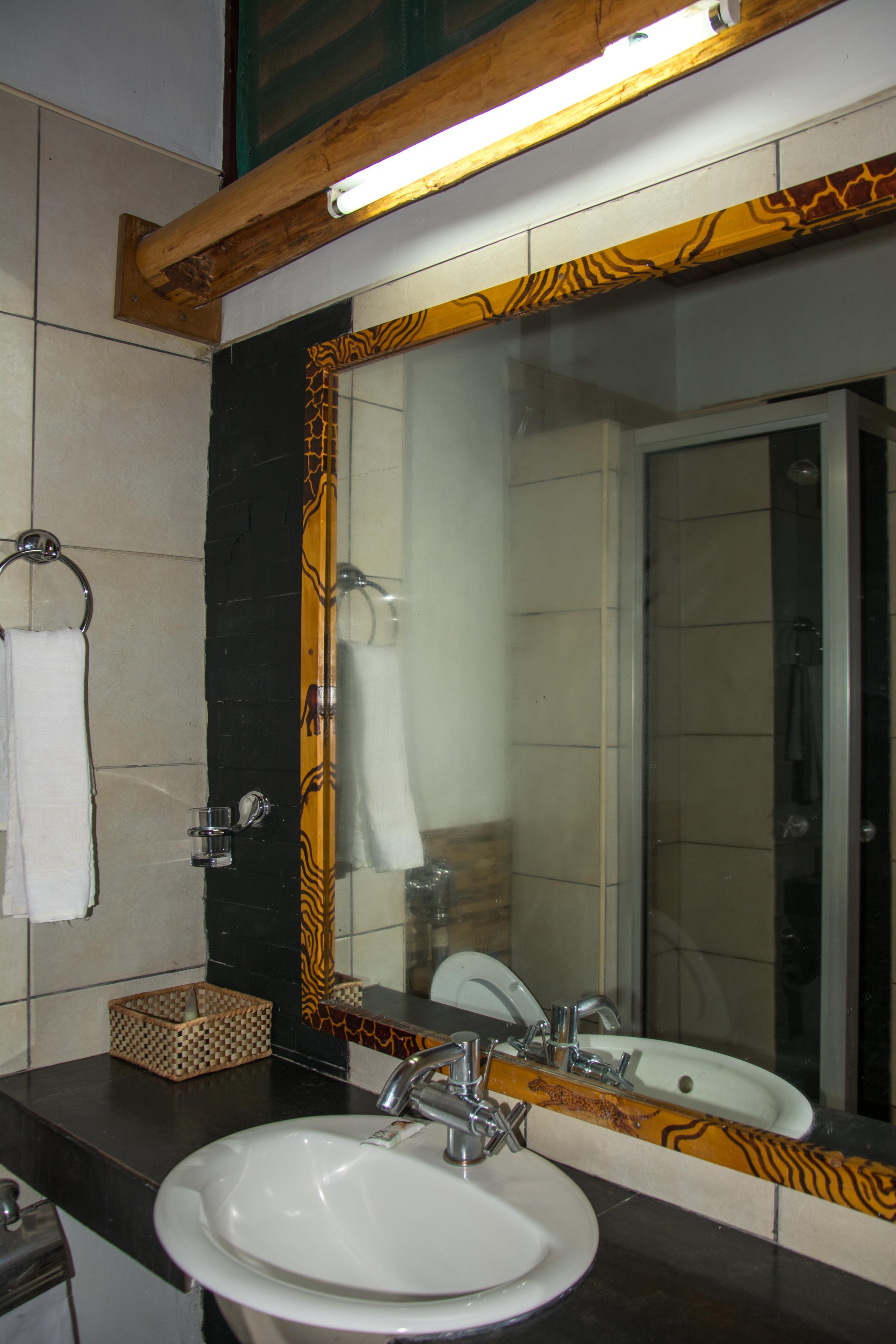 Voi Safari Lodge Bagian luar foto