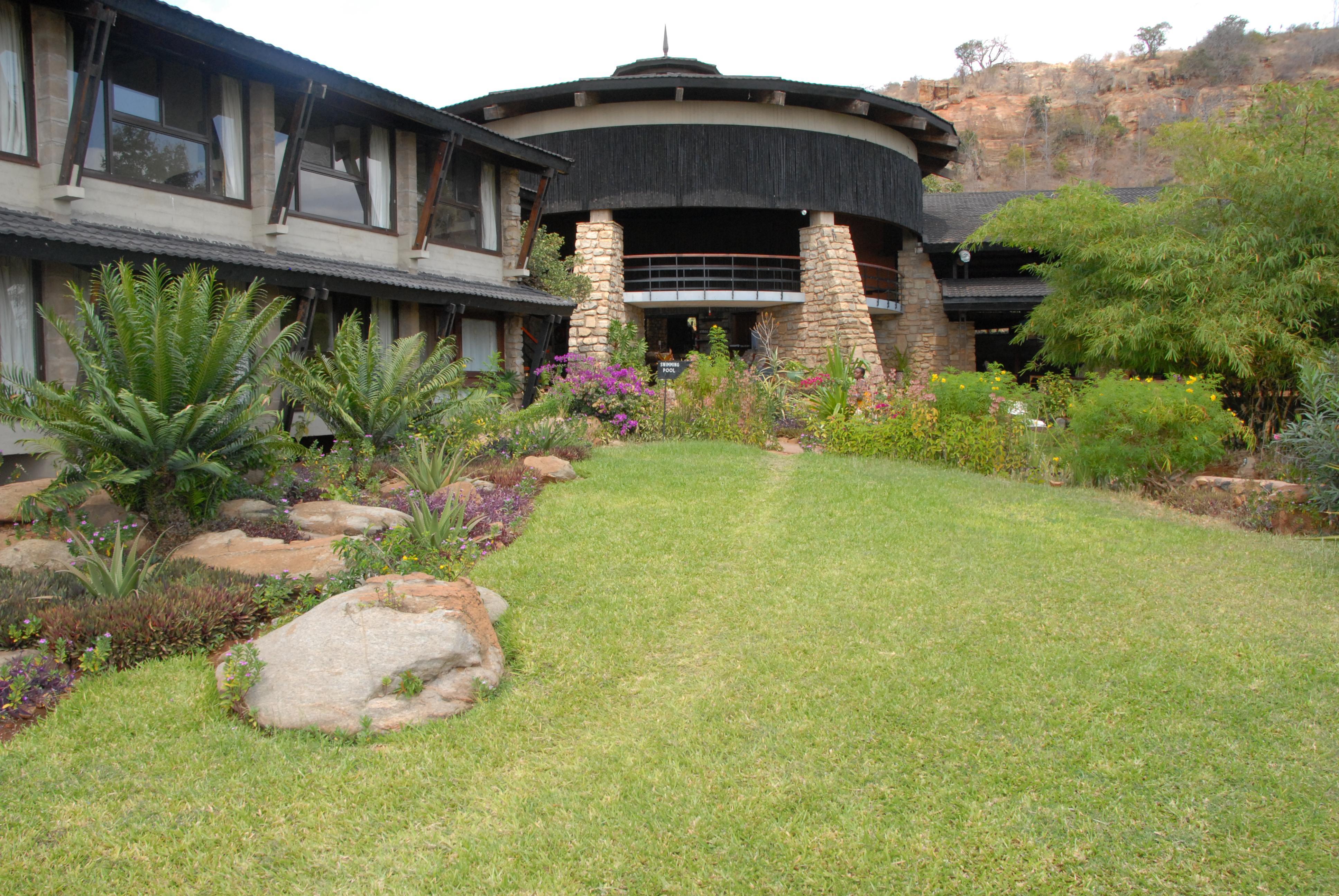 Voi Safari Lodge Bagian luar foto